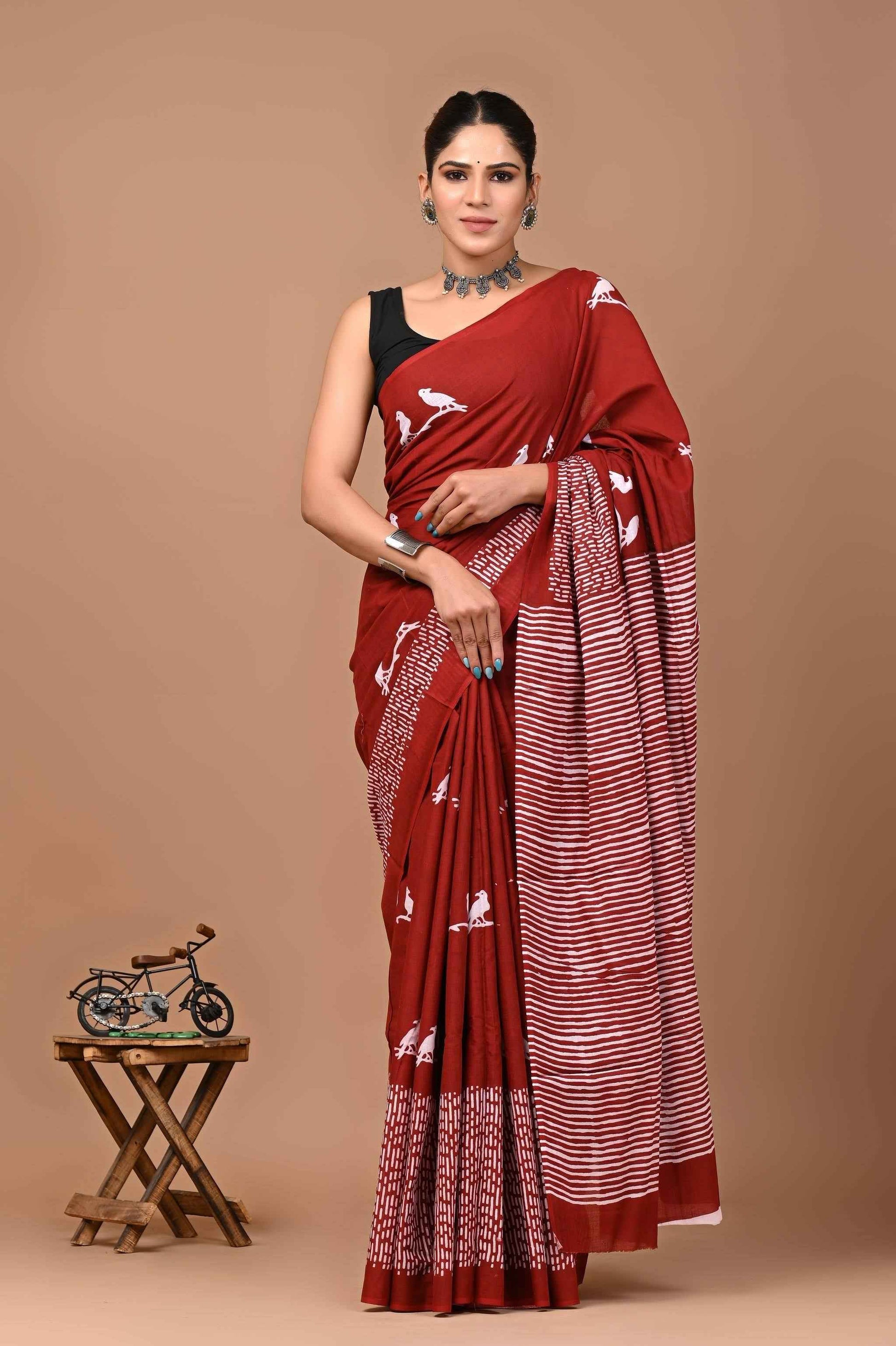 Gulmohar Grace Maroon Mulmul Cotton Saree-0
